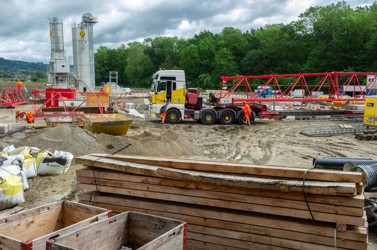 Chantier Lavasson - Arrivée de la grue - Mai 2026