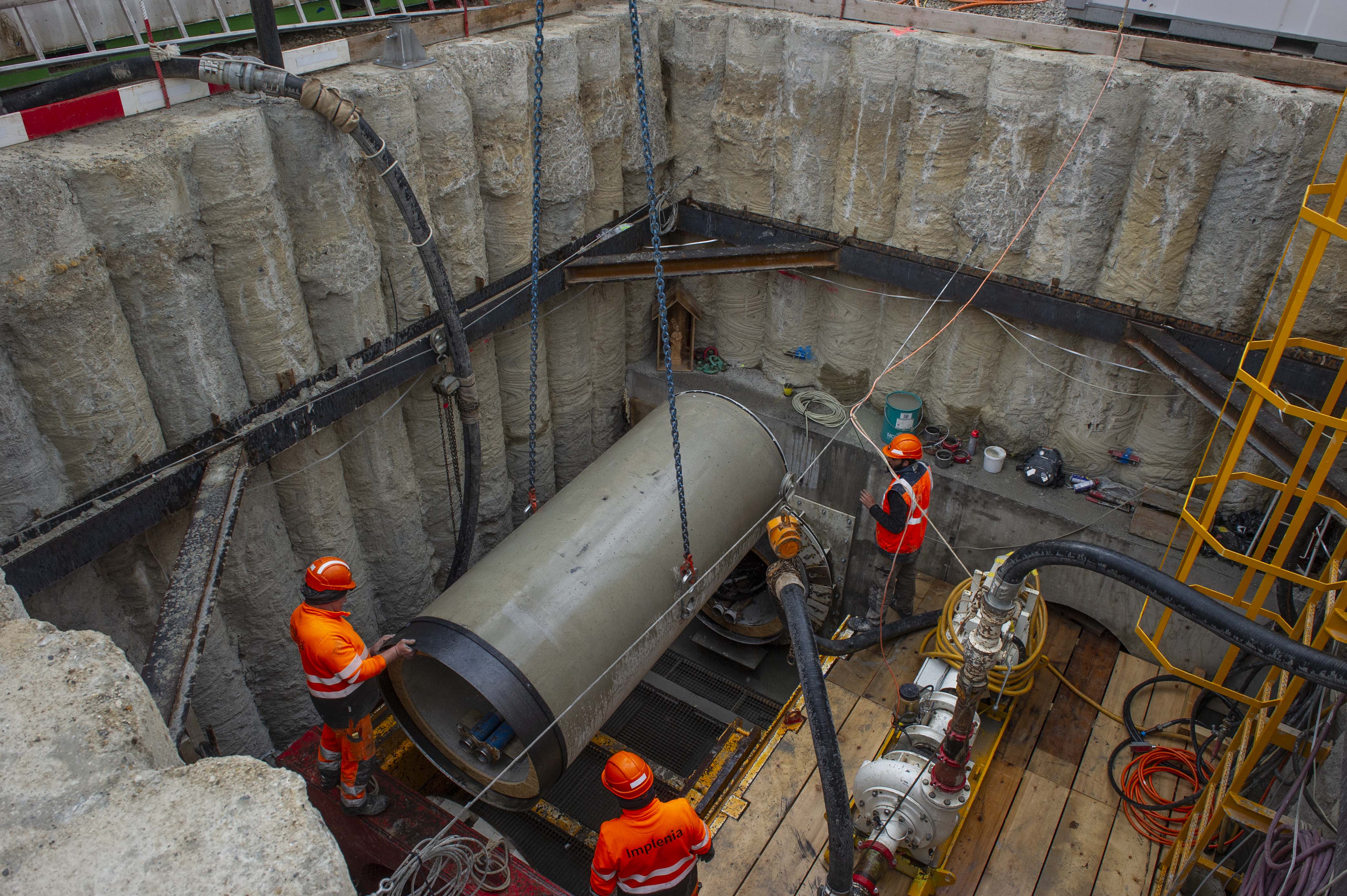 Le micro-tunnelier traverse les voies CFF